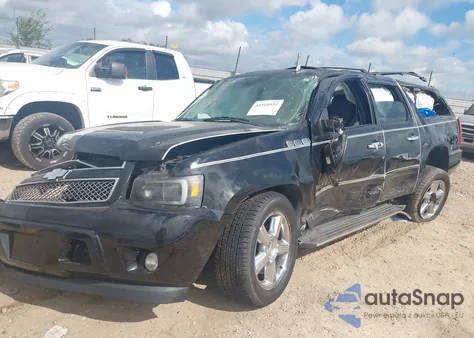 2011 Chevrolet Suburban 1500 Ltz из США, поврежденный, VIN 1GNSCKE04BR175653